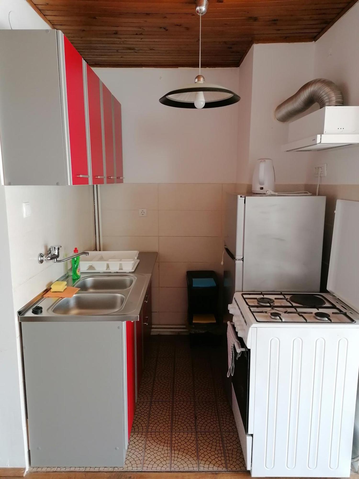 ססבטה Cozy 1-Bdrm Apt In Dubec, Ideal For Work Or Study מראה חיצוני תמונה
